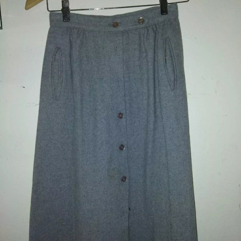 Vintage long button skirt